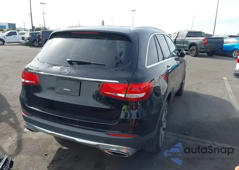 2018 Mercedes-Benz Glc 300 from USA, damaged, VIN WDC0G4JB4JV052538